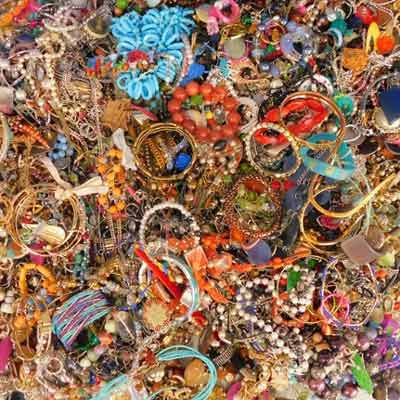 Sell-Your-Tangled-Costume-Jewellery